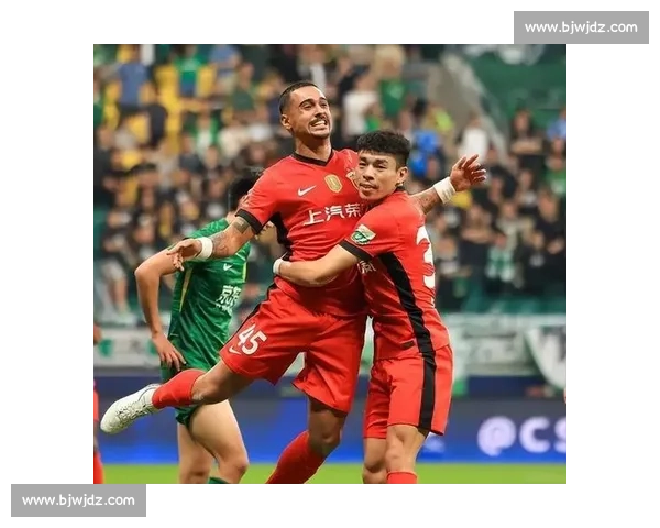 海港 1-3 遭逆转！先赛 1 场仅领先成都 2 分，中超争冠变天