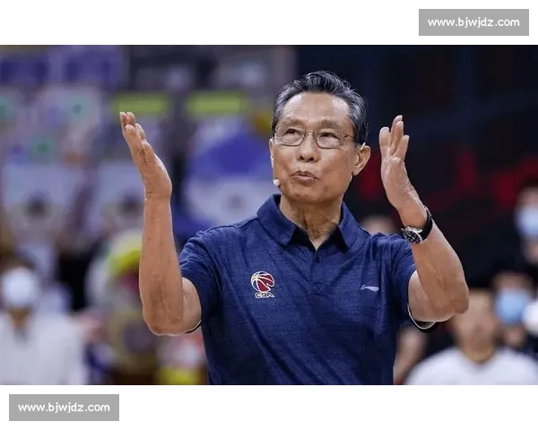 球场遇大爷，热身即封神