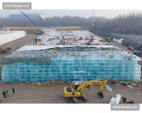 沉睡九月终唤醒!哈尔滨 20 万立方米存冰启用于冰雪狂欢 沉睡九月终唤醒!哈尔滨 20 万立方米存冰启用于冰雪狂欢